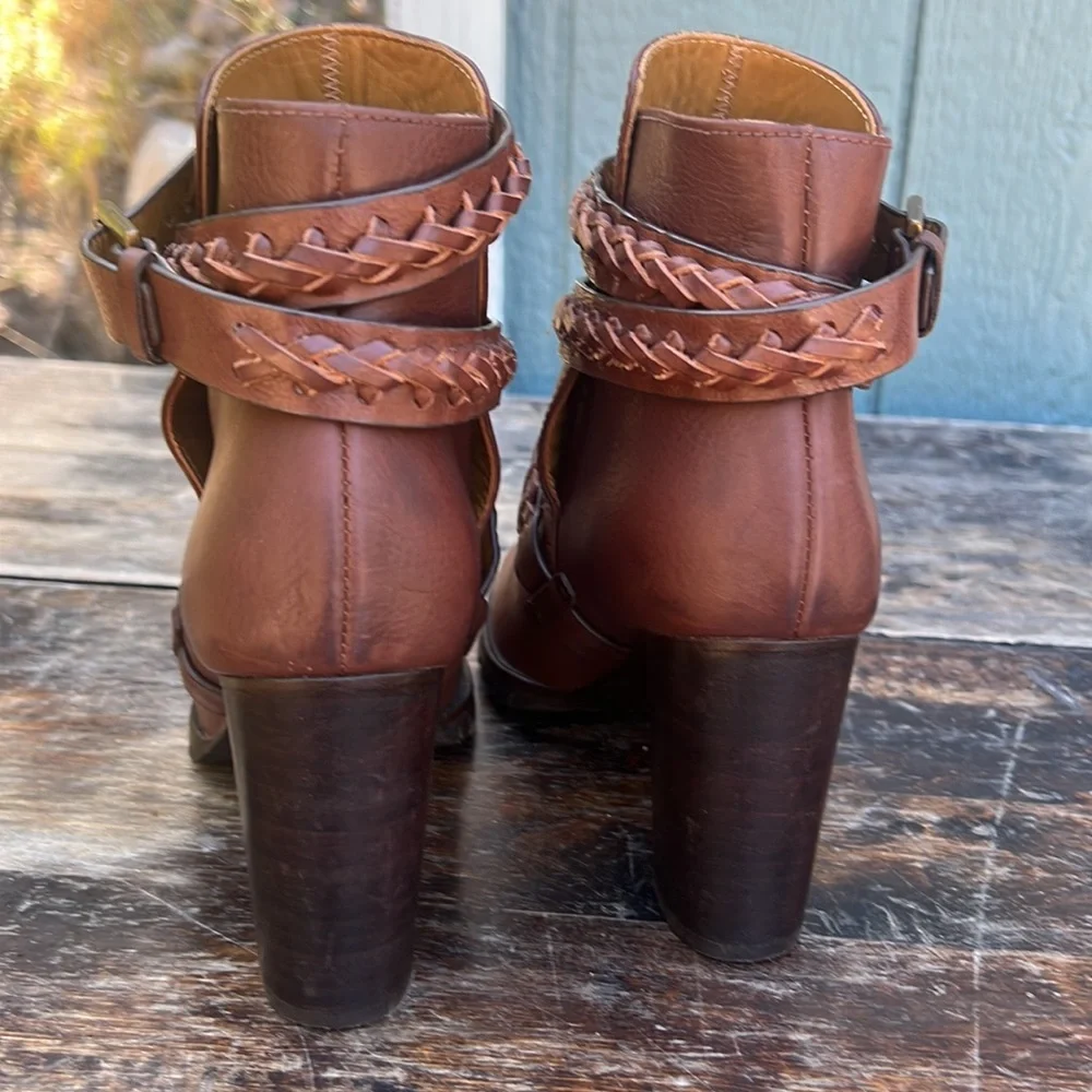 Polo Ralph Lauren NWOT leather heeled ankle boots with braided straps size 38 - Picture 6 of 9